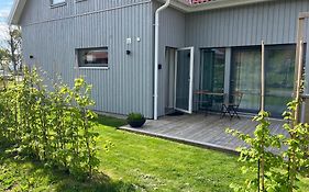 Boende med hotellkänsla i populära Skrea, Falkenberg